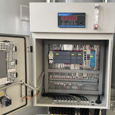 Automatischer Betrieb von Rohrleitungen aus Edelstahl und Medizinischem Sauerstoff