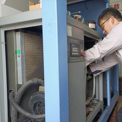 5Nm3 Modell 60Hz Druckluft-Sauerstoffgenerator mit 20Mpa Sauerstoffbooster